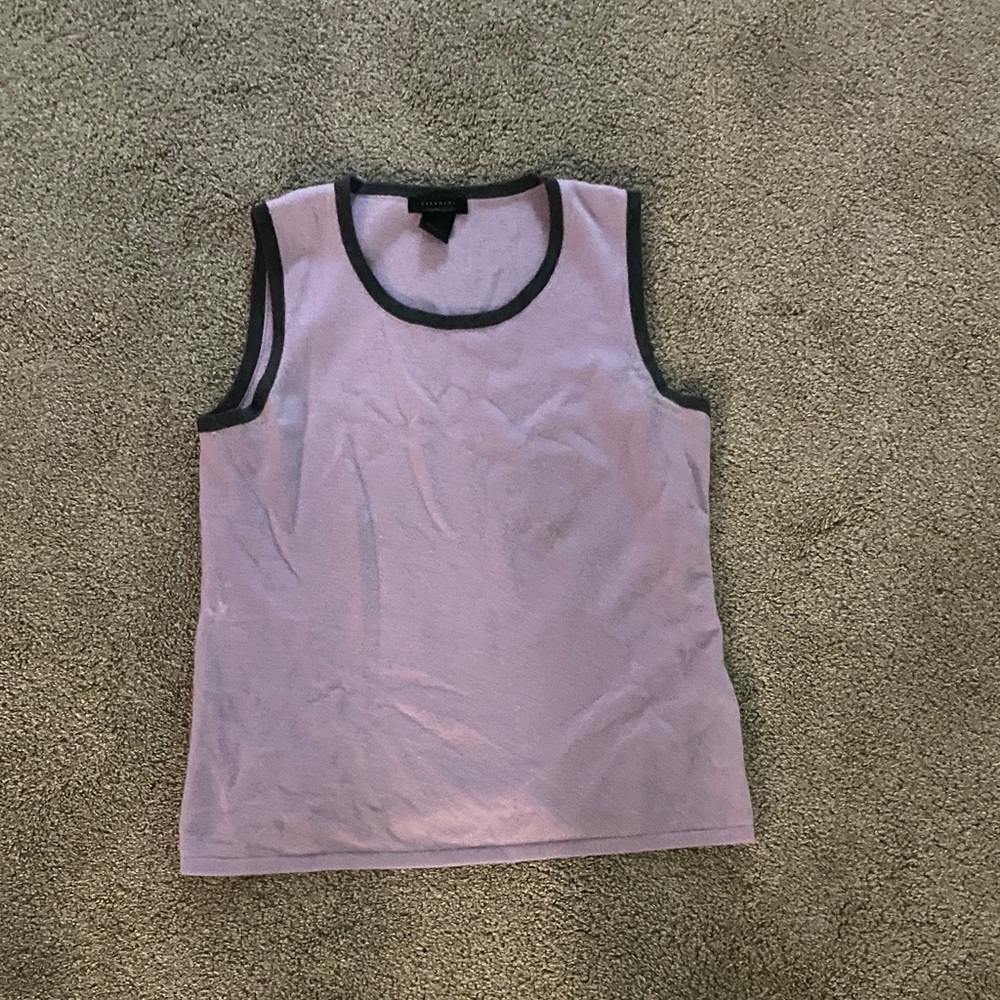 Elegant Lilac Tank Top with Black Trim